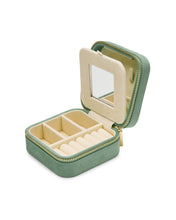 Lade das Bild in den Galerie-Viewer, Samt Schmuckkästchen - col. french green